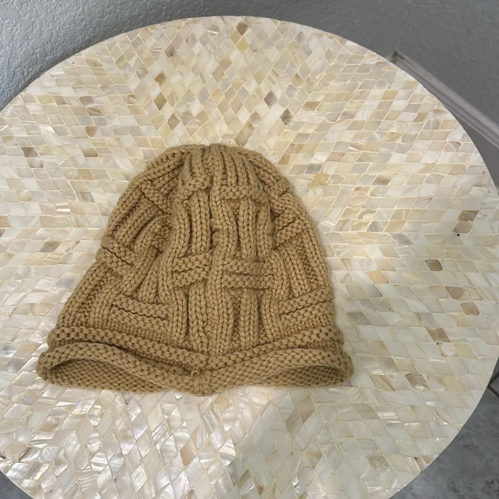 Women’s knit beanie one size
